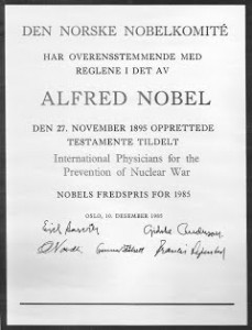 Pergamena Nobel 1985 (2)
